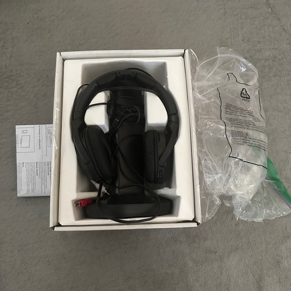 Sony wireless stereo headphones